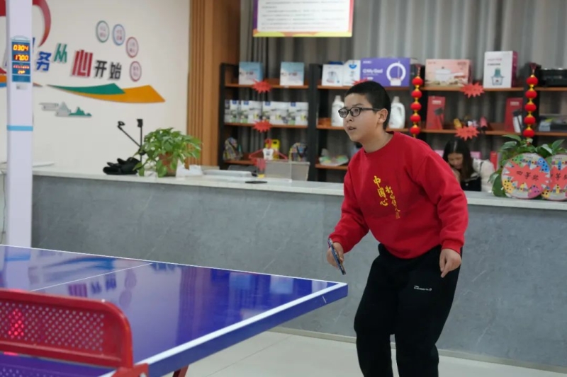 和各國足球