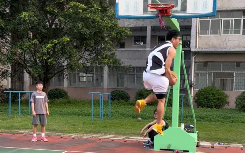 较为不足